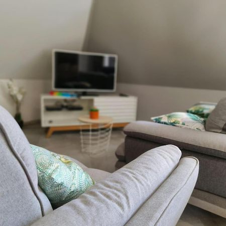 Chez Claudia Apartment Салази Екстериор снимка