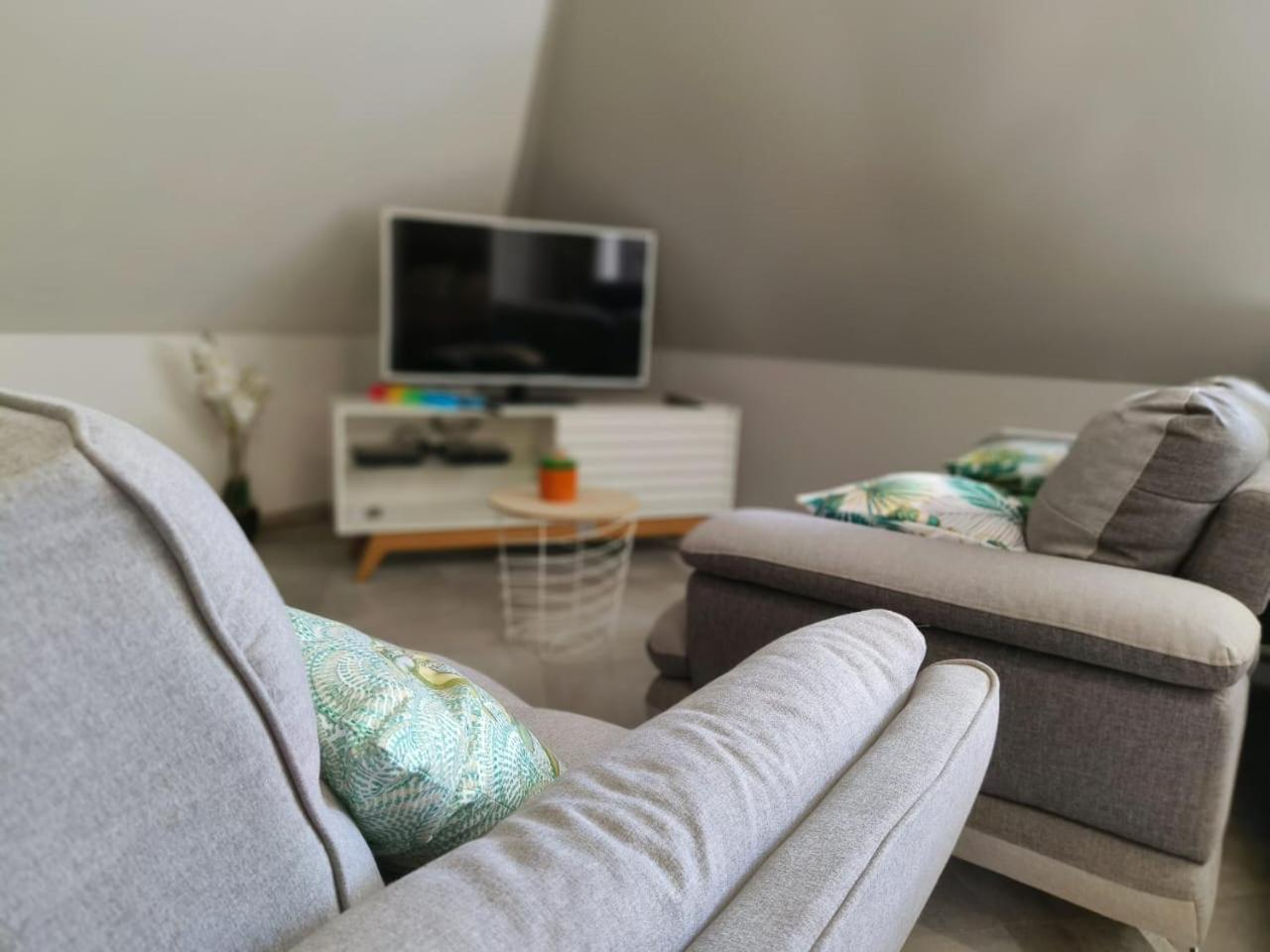 Chez Claudia Apartment Салази Екстериор снимка
